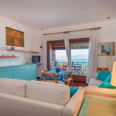 Ribes Apartment