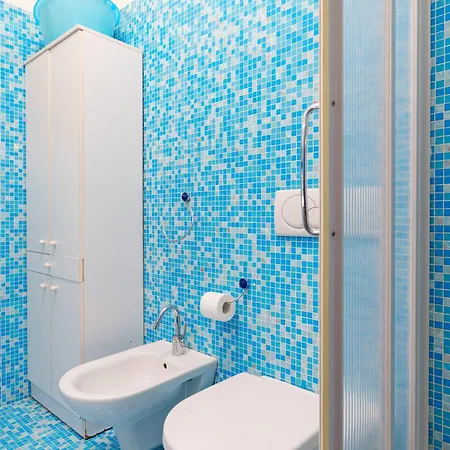 Апартаменты Ribes *